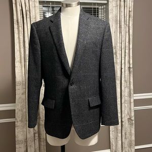 Wool tweed blazer in herringbone plaid